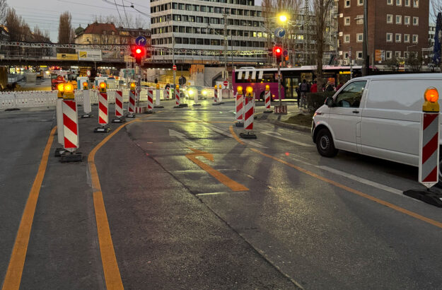 bahnueberfuehrung lindwurmstrasse